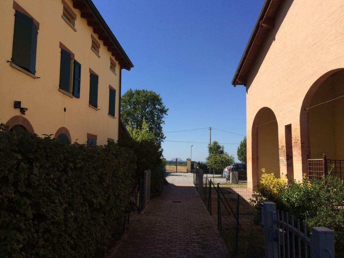 Il Giardino B&B Castelvetro di Modena Exterior foto